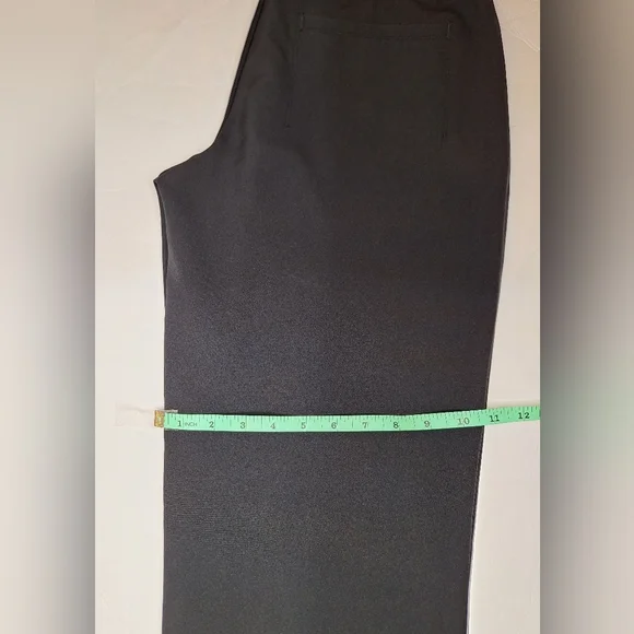 Athleta Endless High Rise Pant Size 6 Black Stretch Pockets Semi-Fitted 533636 - Picture 12 of 12